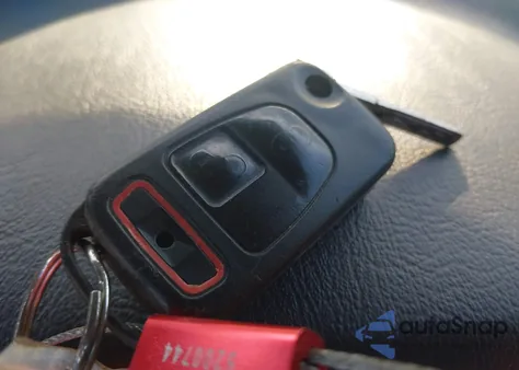 2001 Mercedes-Benz Slk 320 z USA, uszkodzony, nr VIN WDBKK65F71F210921